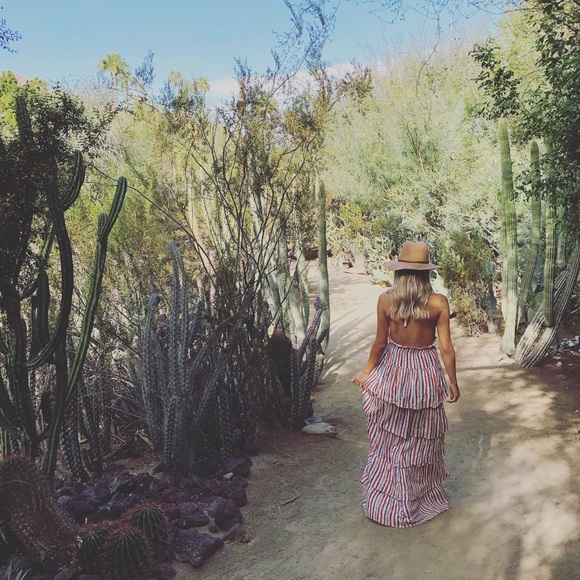 Meet your Posher, Jenna - Picture 1 of 1